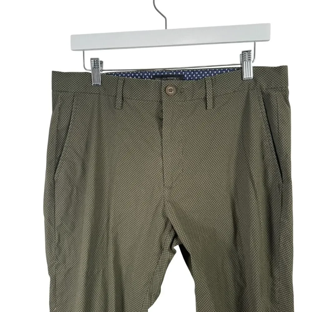 Banana Republic Mason Chino Summerweight Pants Green Printed Ofice Mens 32x30